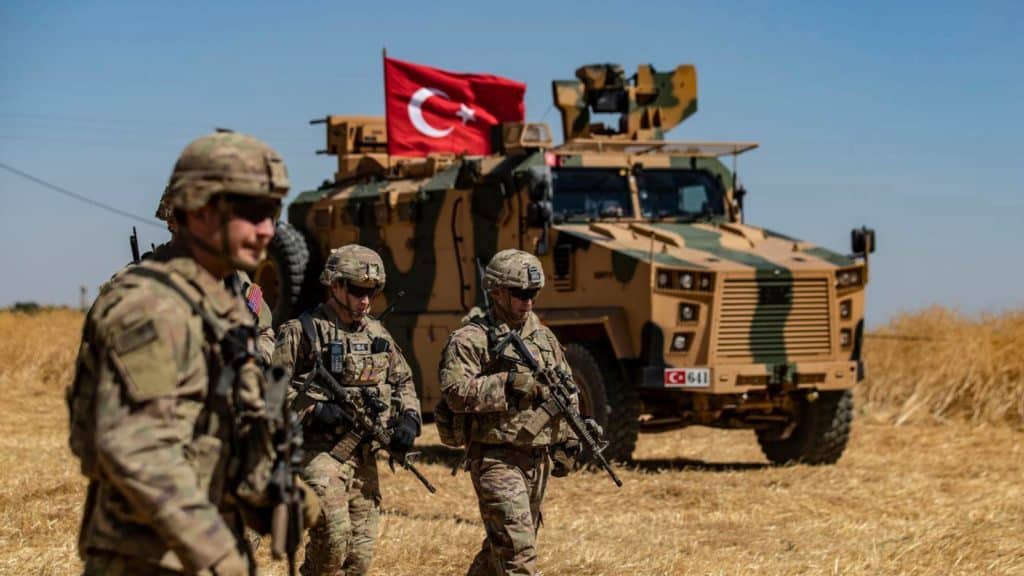 ما هو عدد قوات الجيش التركي في سوريا والذي ينتظر لحظة الصفر؟