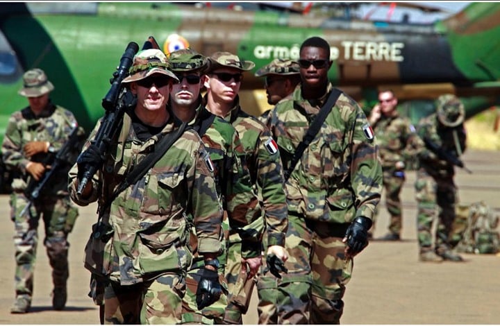 فرنسا تحشد و تطبل للأوروبيين للمشاركة في ارسال جيوشهم لغرب أفريقيا