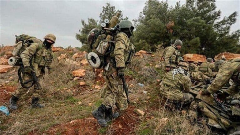 تركيا: حيدنا 76 جندي سوري واستهدفنا 54 موقعا بإدلب و قتل لنا 8 جنود
