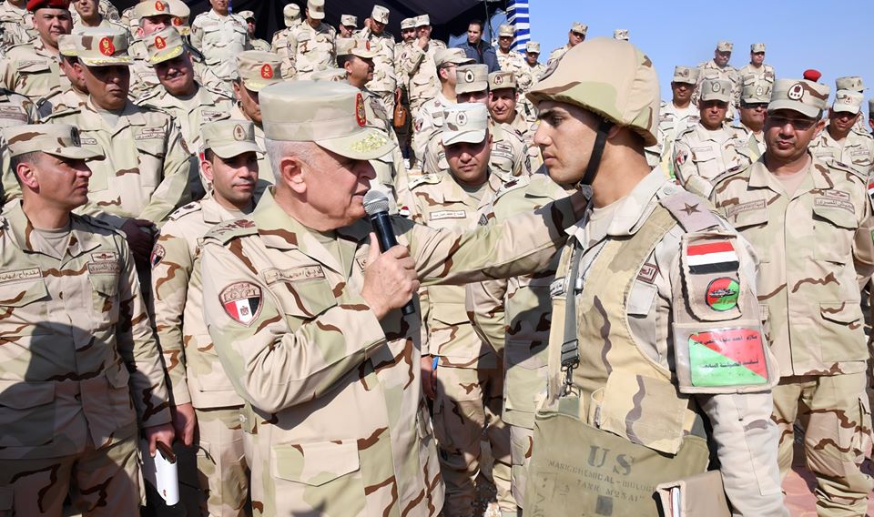 مناورات للجيش الميداني الثاني المصري على تنفيذ المهام القتالية