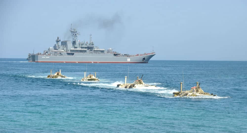 روسيا ترسل سفينة انزال محملة بالأسلحة لسوريا