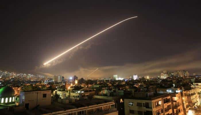 إنفجارات تهز محيط دمشق جراء هجوم صاروخي إسرائيلي ..فيديو