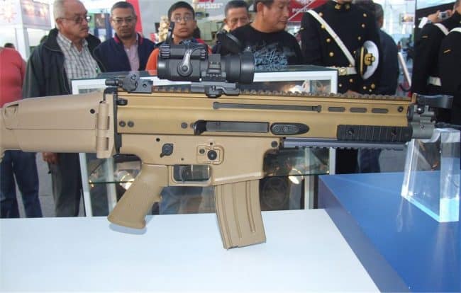 FN SCAR-L  بندقية هجومية بلجيكية بمواصفات عالية