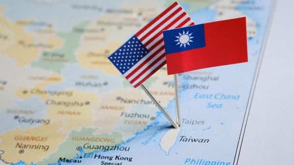 صفقة أسلحة أمريكية تايوانية ..والصين تحتج بشدة