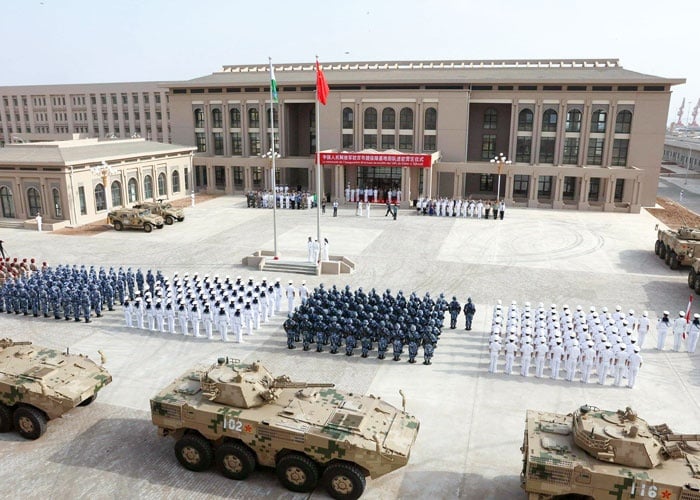 أمريكا تحشد قوات عسكرية غير مسبوقه قرب الصين 