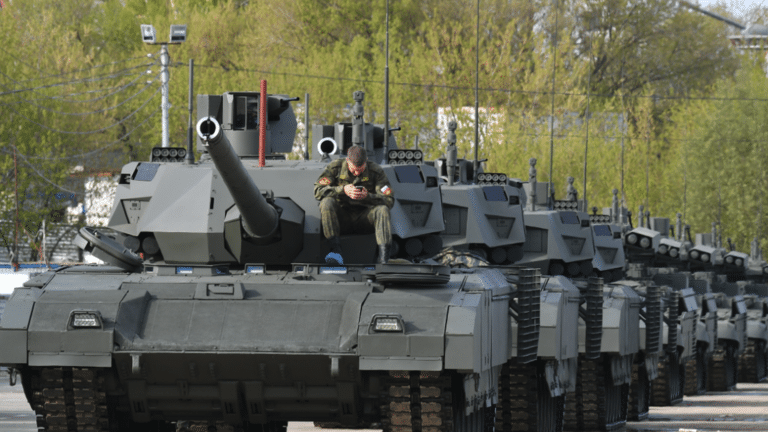 روسيا تجهز نموذج للتصدير الخارجي من دبابة “أرماتا”