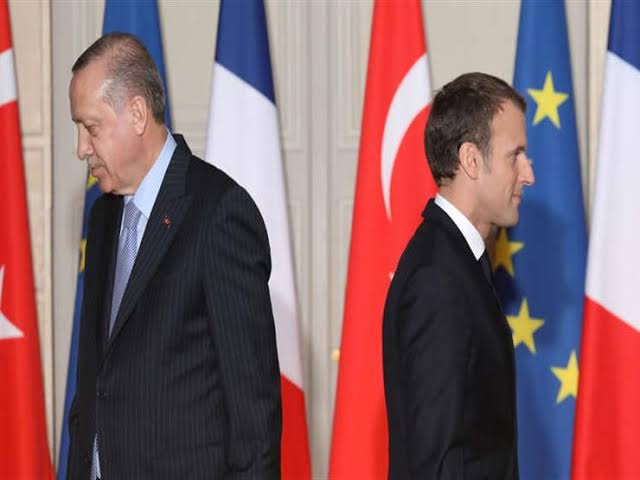 خلافات مع تركيا تدفع فرنسا للإنسحاب من عملية للناتو في المتوسط