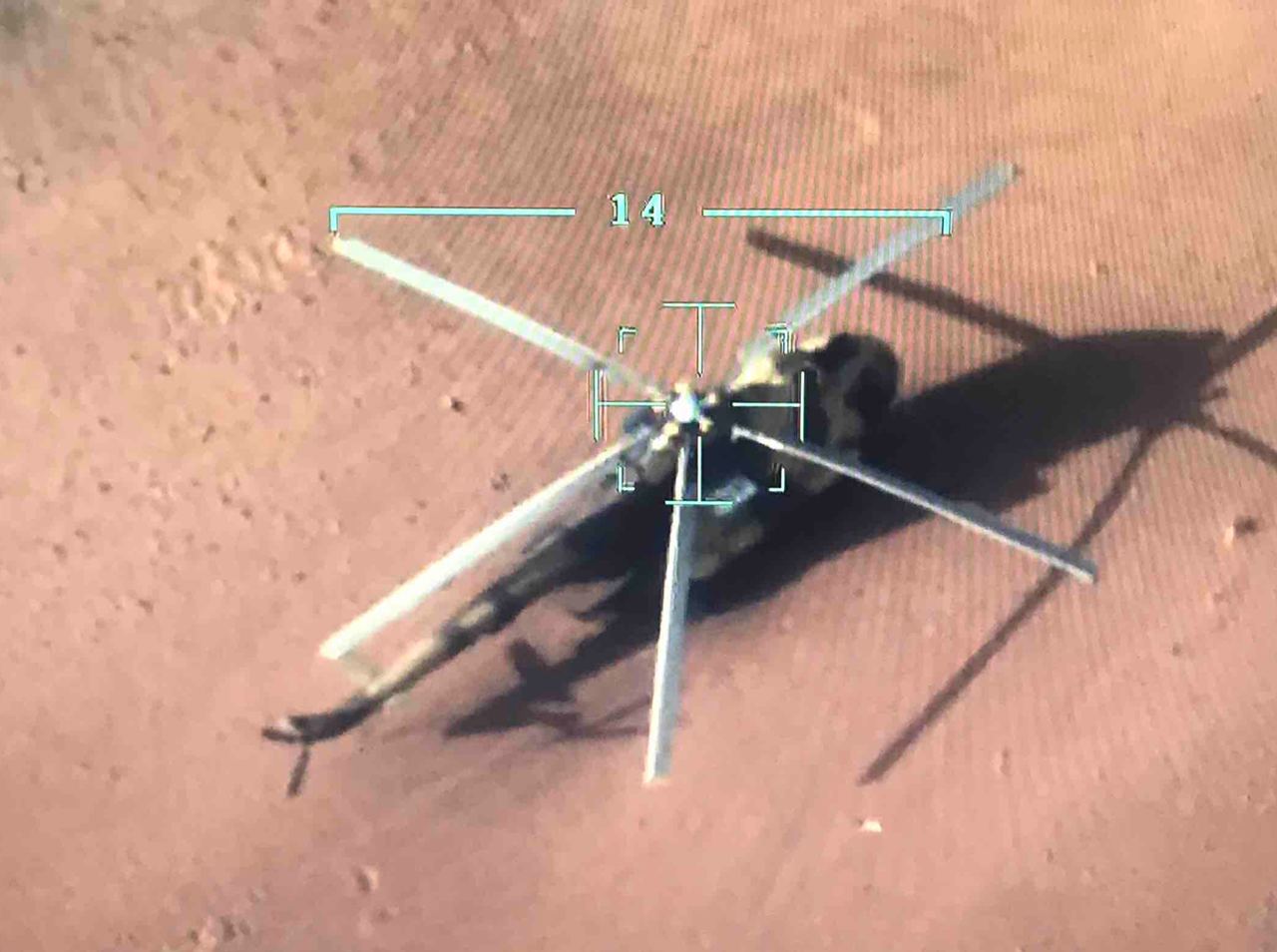  مقاتلو الوفاق يستولون على طائرة هليكوبتر روسية هبطت إضطراريا