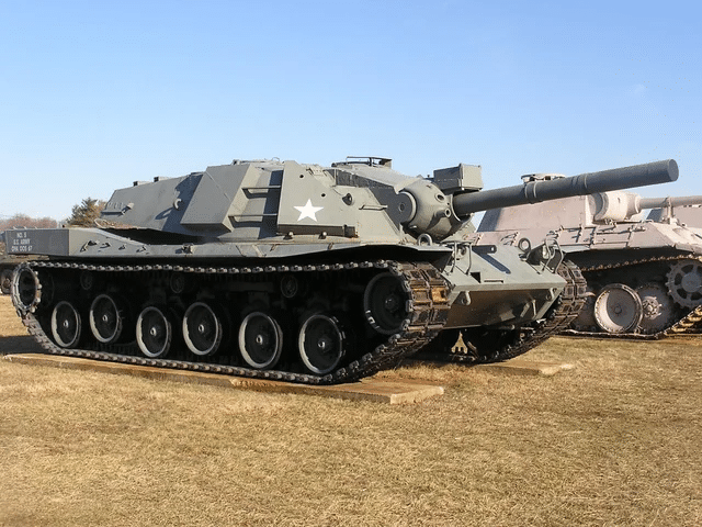راينميتال تكشف عن دبابة المعركة الرئيسية الجديدة MBT بمدفع 130 ملم