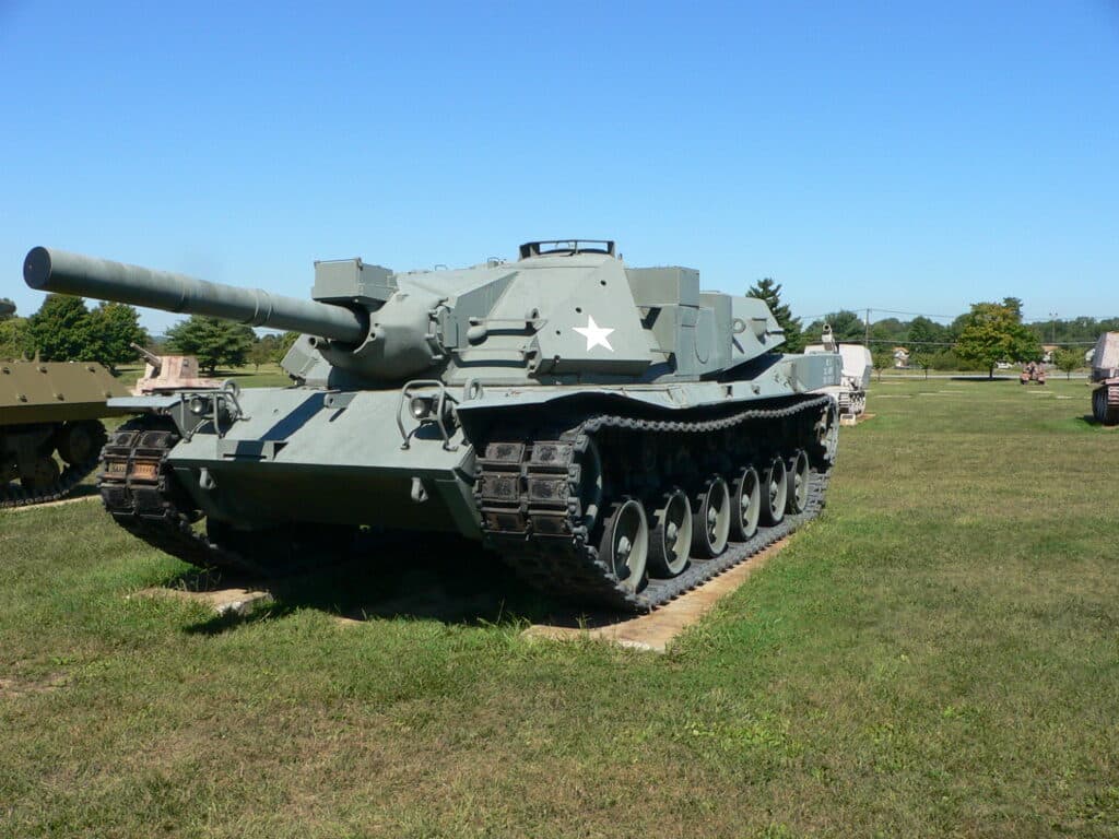 راينميتال تكشف عن دبابة المعركة الرئيسية الجديدة MBT بمدفع 130 ملم