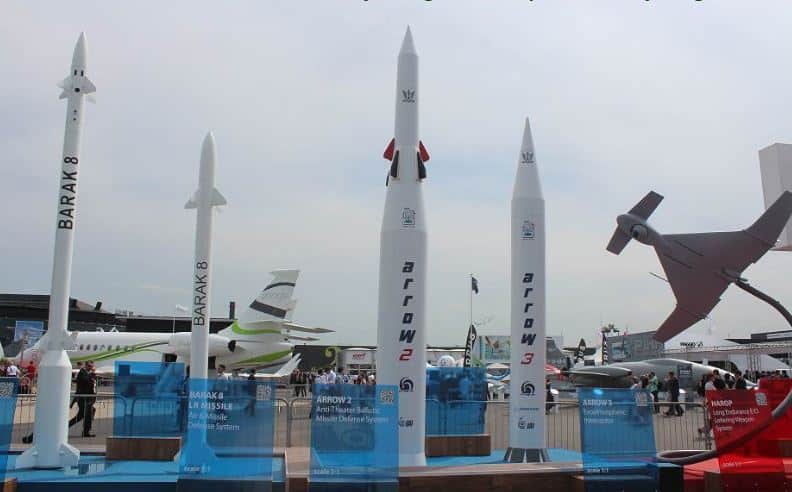 إسرائيل والولايات المتحدة تكملان تجربة طيران ناجحة لصاروخ أرو -2 الباليستي