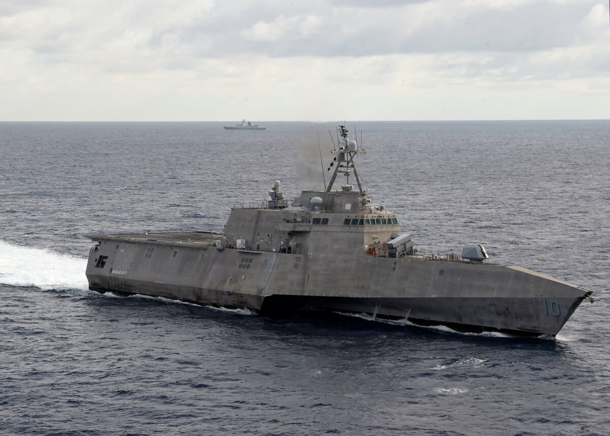 البحرية الأمريكية تزيد عمليات نشر السفن القتالية الساحلية