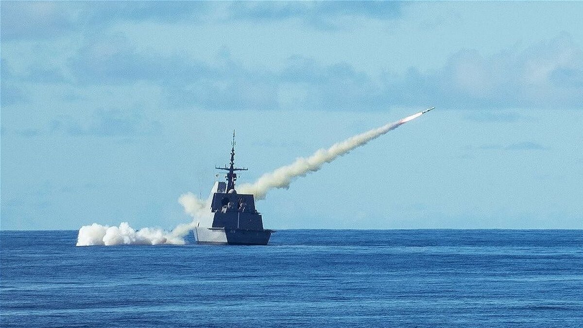 شركات سنغافورية و إسرائيلية تتعاون لتطوير صاروخ Blue Spear قاتل السفن