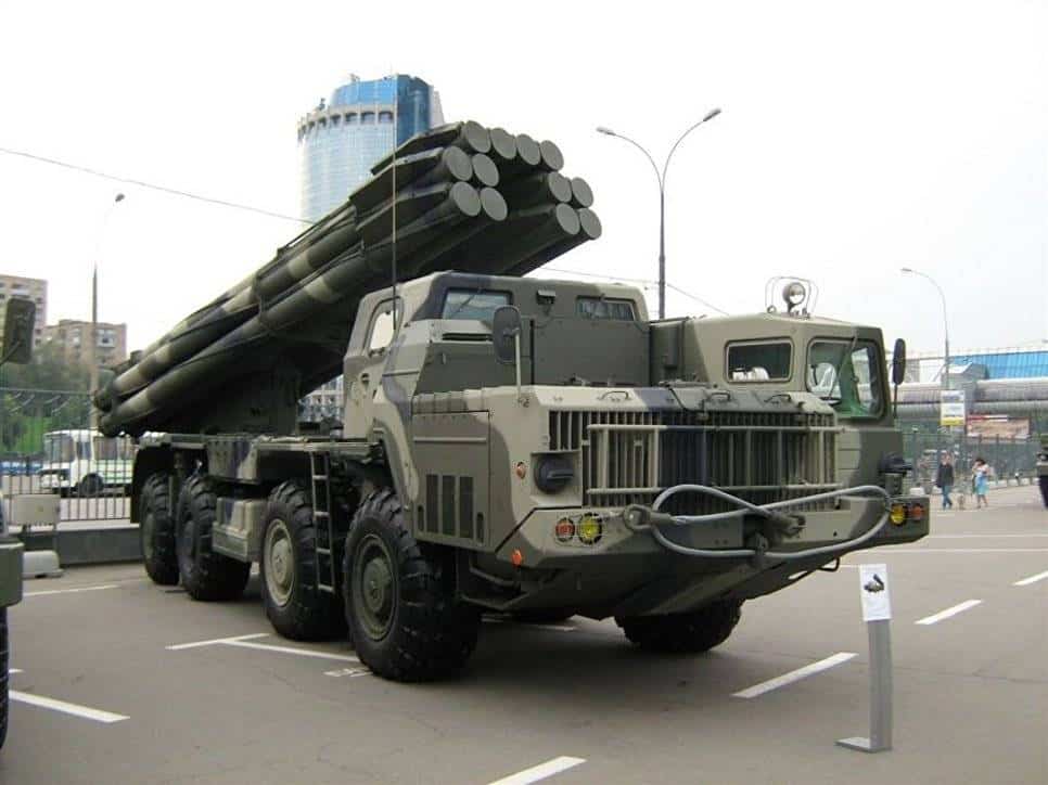 Tornado-S MLRS تطلق صاروخًا روسيا جديدًا وهذه قدراته