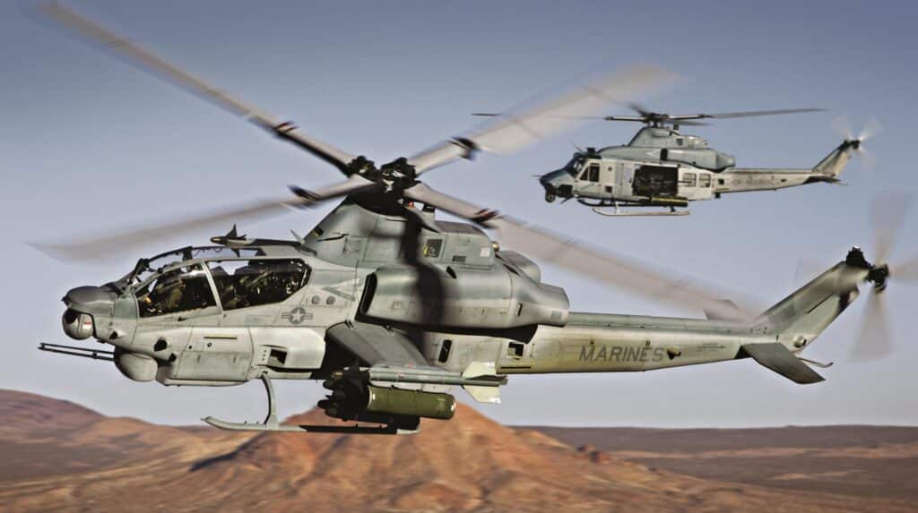 طائرات هليكوبتر هجومية جديدة لوحدة مشاة البحرية الأمريكية