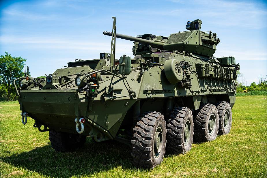 Stryker A1 مدرعة بنظام سلاح عيار متوسط ​​30 ملم جاهزة للإنتاج