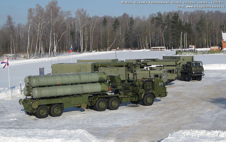روسيا تحدث منصات الإطلاق لصواريخ S-300 و S-400 لتمكينها من إطلاق صواريخ متعددة