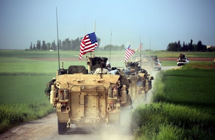 تحركات مريبة للقوات الأمريكية في سوريا فهل بدأت عمليا الإنسحاب