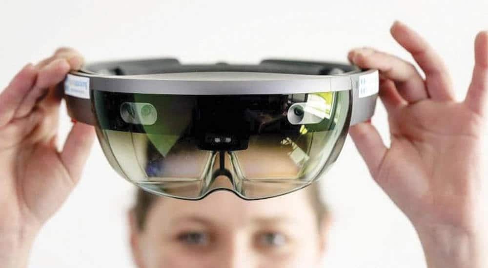 الجيش الأمريكي يخطط  لنشر نظارات الواقع المعزز بحلول عام 2021