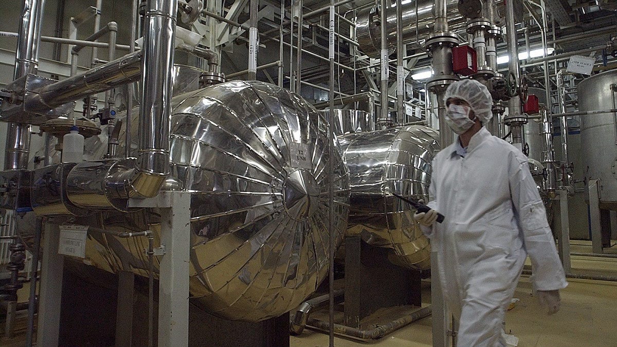 إيران تضخ غاز اليورانيوم في أجهزة طرد مركزي جديدة بمنشأة نطنز