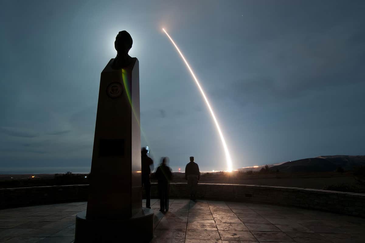 الولايات المتحدة تجري تجربة إطلاق لصاروخ مينيوتمان III ICBM غير المسلح