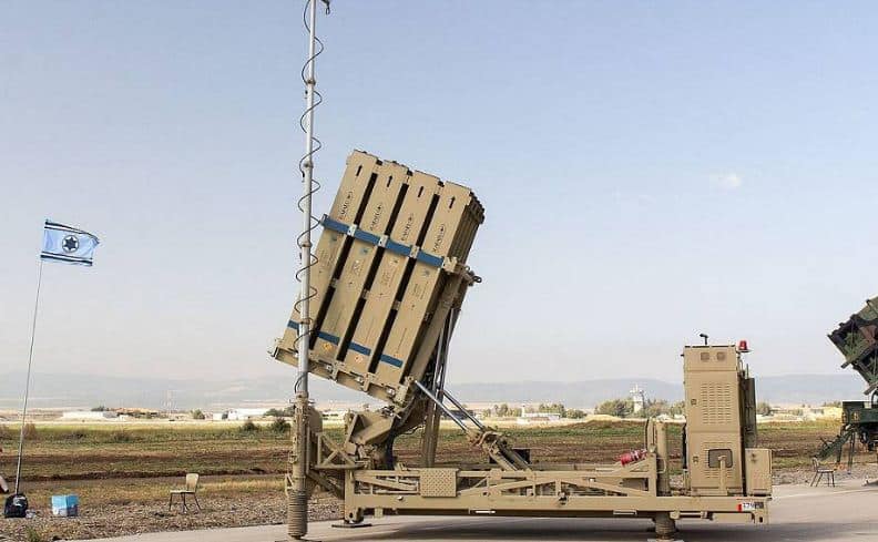 دول الخليج مهتمة بشراء أنظمة صواريخ دفاع جوي إسرائيلية الصنع..صحف إسرائيلية