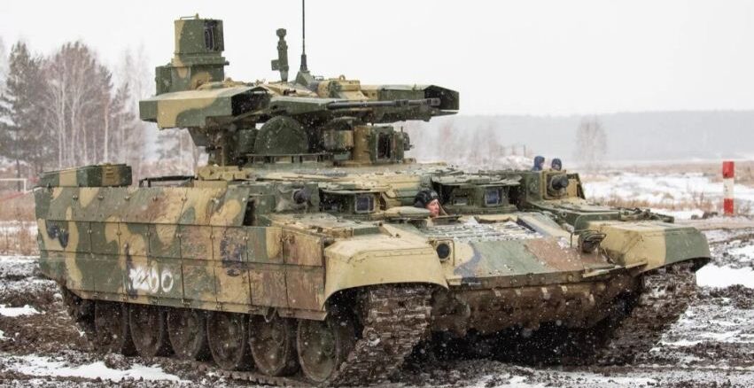 فرق الدبابات الروسية تستلم مركبات دعم دبابات المدمرTerminator..