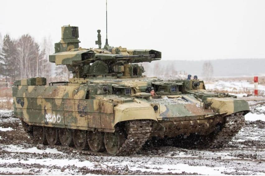 فرق الدبابات الروسية تستلم مركبات دعم دبابات المدمرTerminator