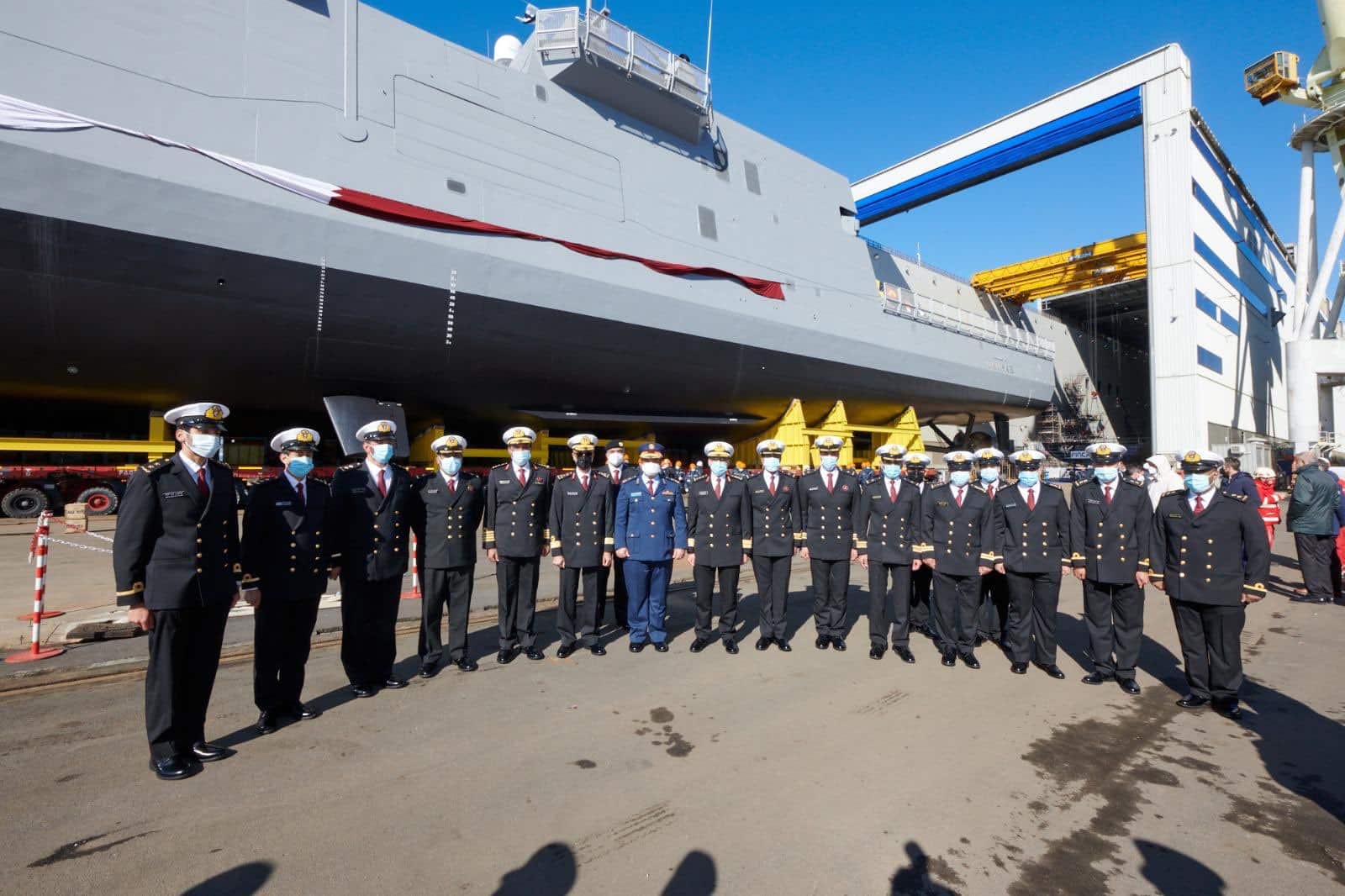 قطر تدشن سفينة حربية جديدة في إيطاليا.. صور
