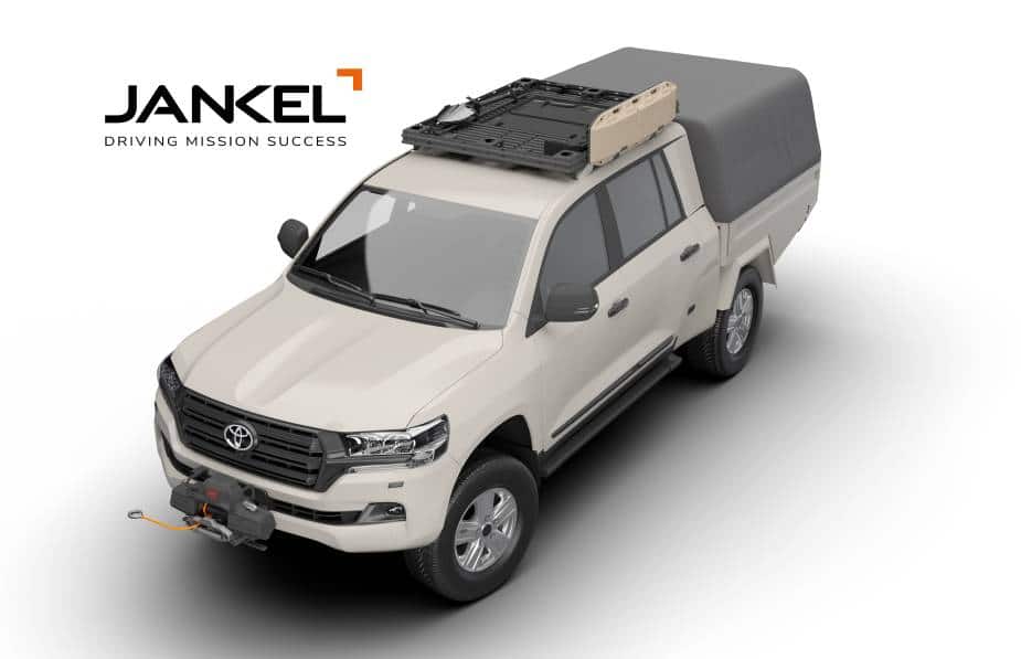 Jankel تحقق إنجازًا بارزًا لمراجعة التصميم النهائي مع طراز بيك آب من تويوتا LC200 المدرعة
