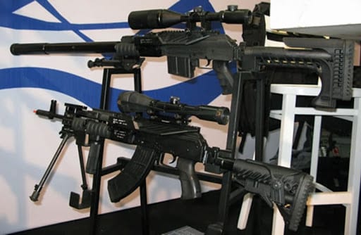 تحقيقات واسعة على خلفية بيع إسرائيليين أسلحة لدولة معادية لأمريكا