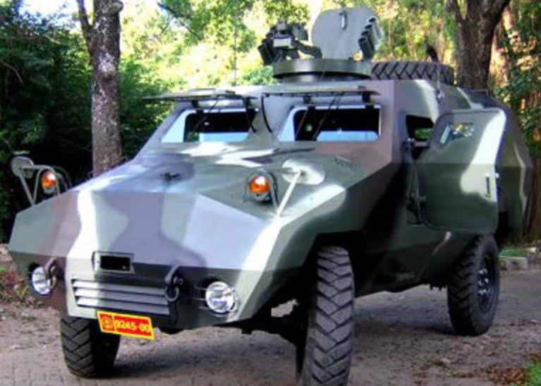 Pindad APR-1V مركبة مصفحة أساسية مصممة لمحاربة المتمردين