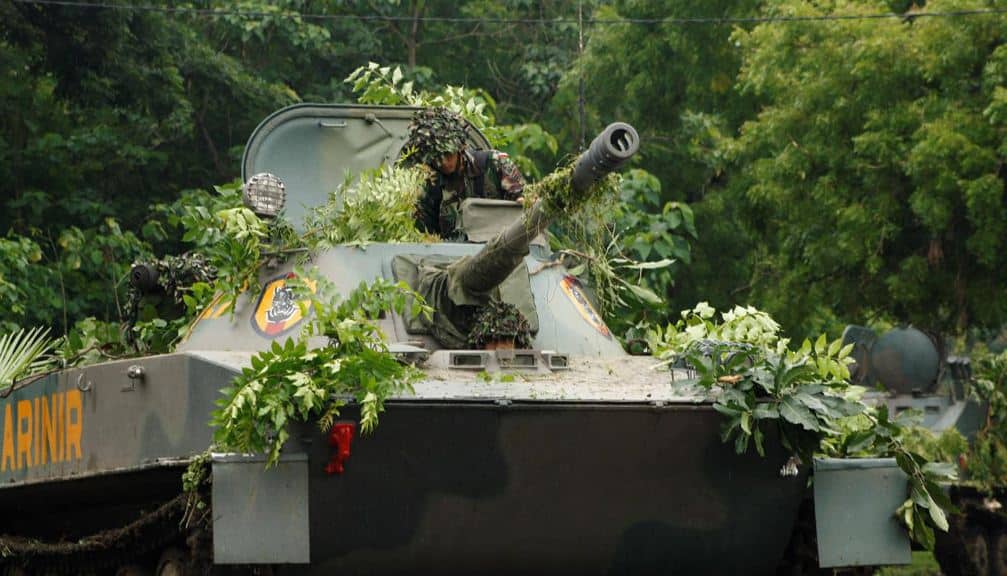 PT-76 M دبابة خفيفة برمائية ..تعرف أهم التحديثات عليها