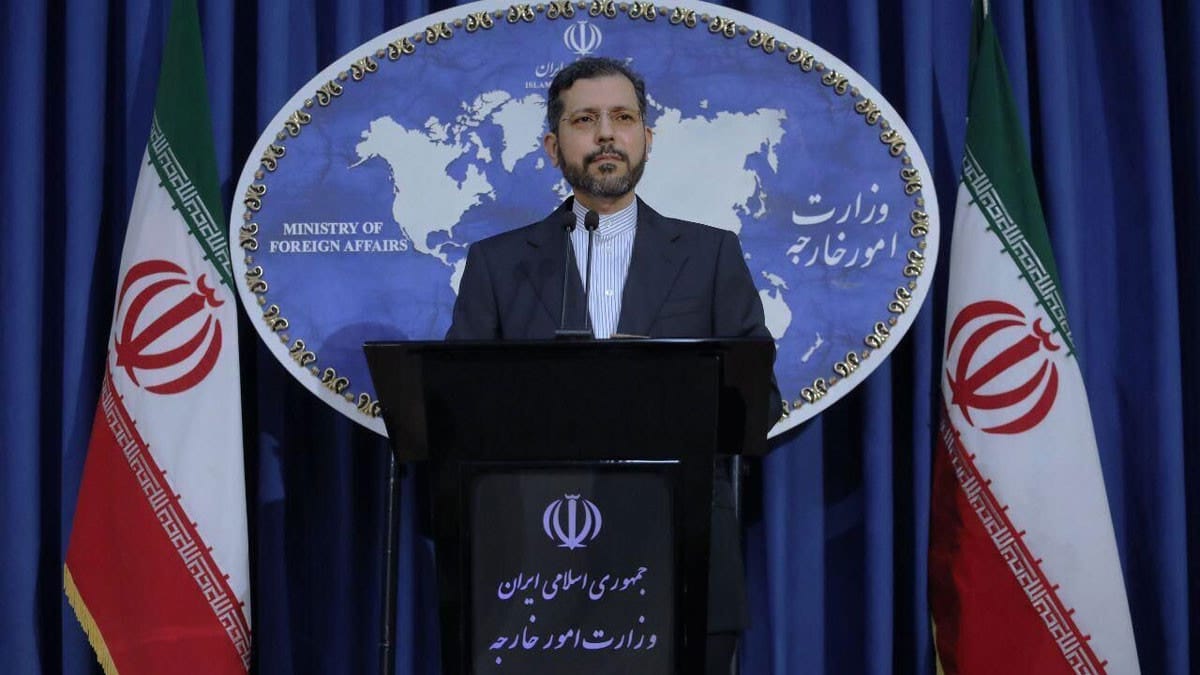 بعد صمت طويل ..طهران تتهم إسرائيل باستهداف سفينة إيرانية في البحر المتوسط