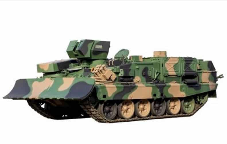أول دبابة هندسية معدلة MID تعود إلى الجيش البولندي