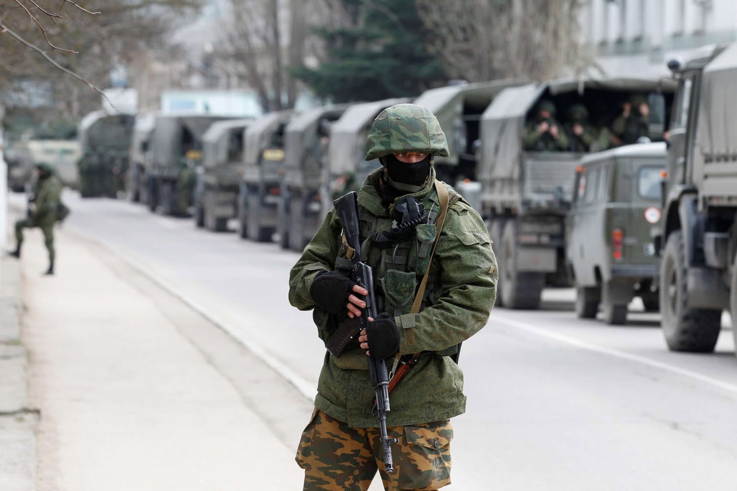 الحشد الروسي العسكري الغير مسبوق على حدود أكرانيا مستمر وروسيا تبحث عن ذريعة