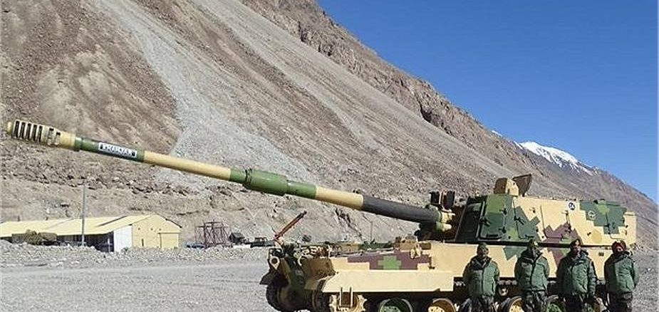 India_has_deployed_K9_Vajra_155mm_self-propelled_howitzers_in_Ladakh_region_925_001