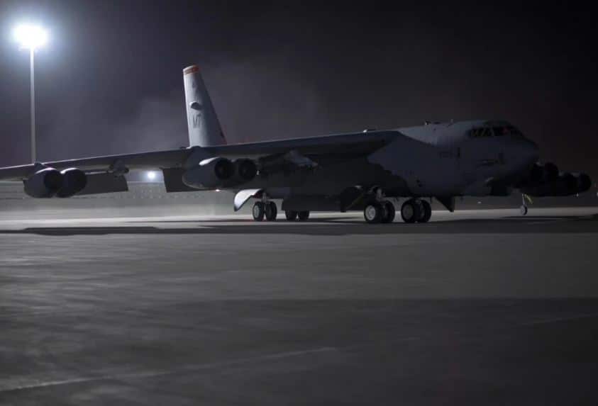 القوات الجوية الأمريكية ترسل المزيد من قاذفات B-52H لدعم انسحاب القوات من أفغانستان