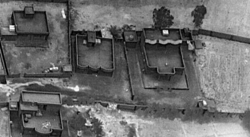 1-1447578