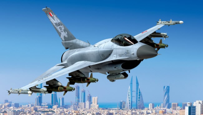 شركة لوكهيد مارتن تعرض على أوكرانيا‬ شراء مقاتلات F-16