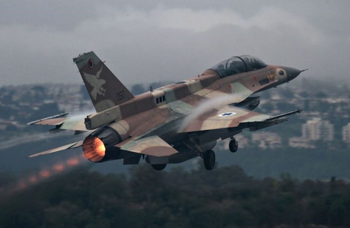سلاح الجو الإسرائيلي يجري مناورات دولية في إيطاليا تحاكي سناريو “التعبئة ضد إيران”