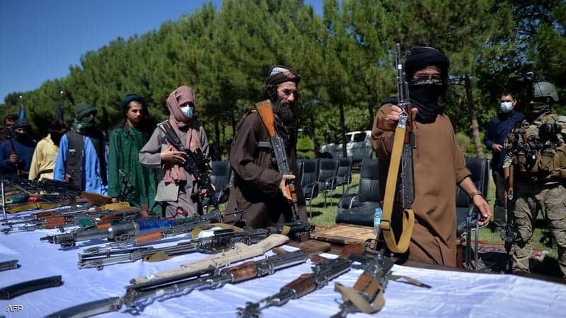 طالبان تسيطر على 85 بالمئة من أفغانستان وروسيا تحذرها من تجاوز الحدود