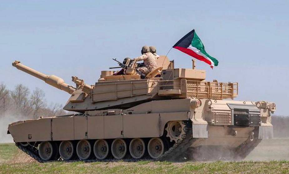 تسليم أول دبابة دبابة طراز M1A2K Abrams للجيش الكويتي