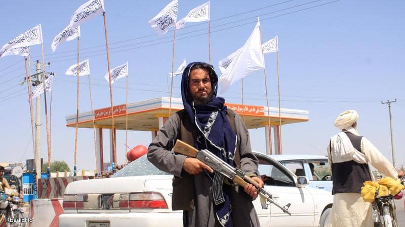 عاجل.. طالبان تبدأ اقتحام كابل من جميع الجهات ومروحيات أمريكية تخلي الموظفين من السفارة