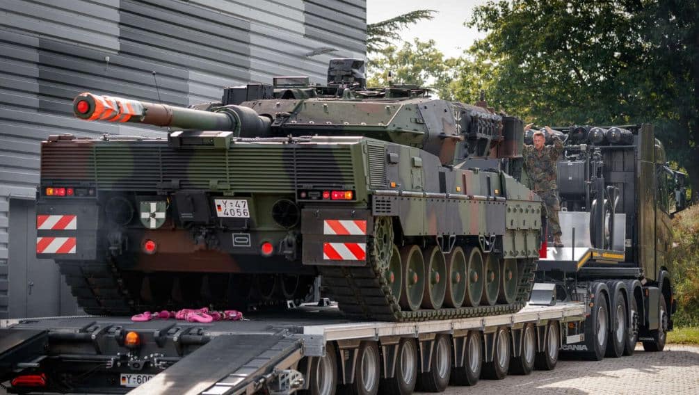 الجيش الألماني يتلقى أحدث نسخة من دبابة ليوبارد 2 الشهيرة