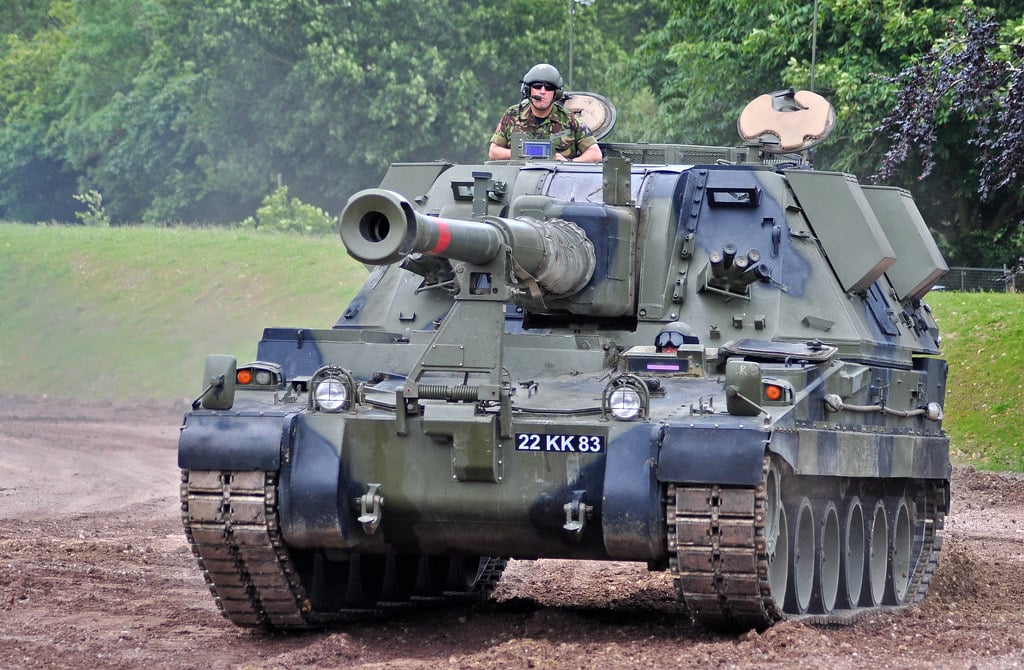 شركة Nexter الفرنسية تروج مدافع قيصر لبرنامج MFP للجيش البريطاني