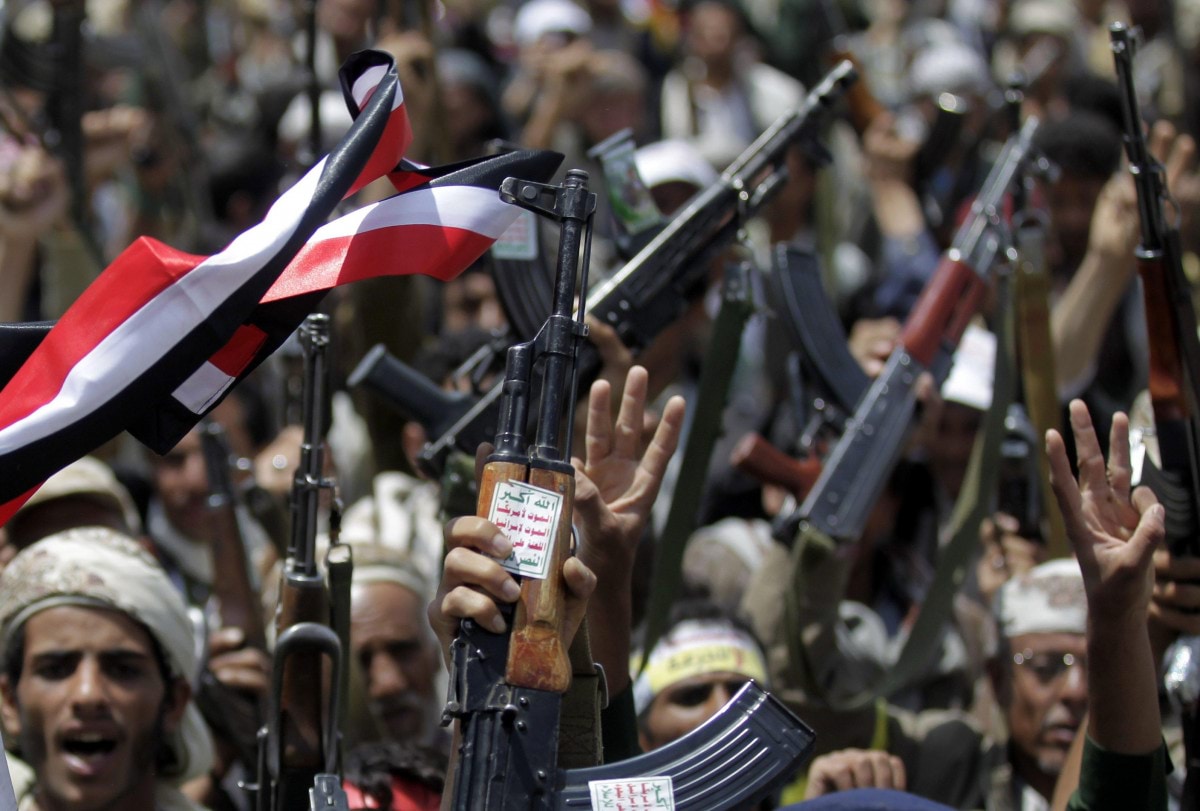 "4 شبكات إيرانية خفية" لتهريب الأسلحة إلى الحوثيين
