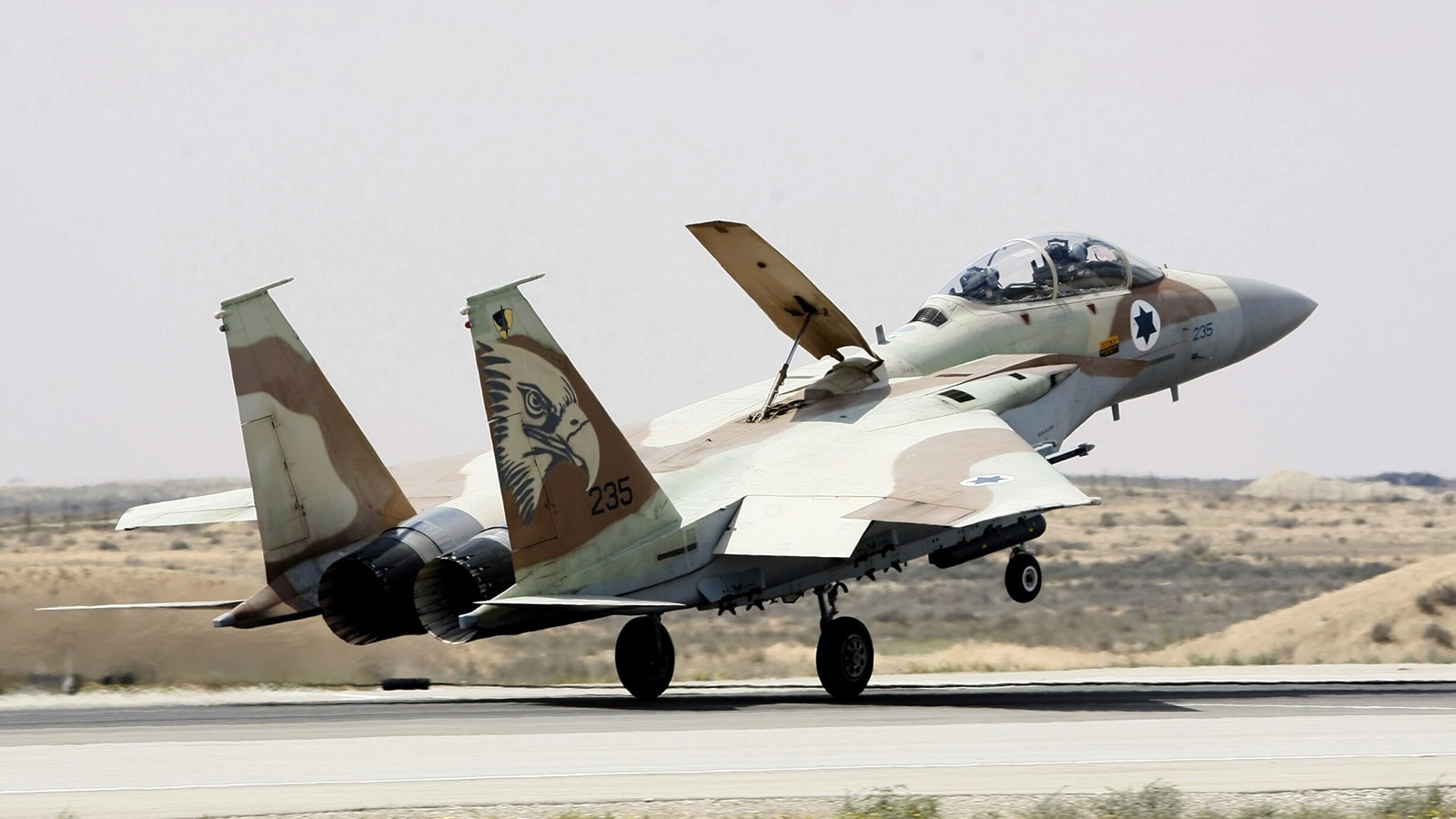 سلاح الجو الإسرائيلي يستعد لضرب إيران ..القنبلة النووية الإيرانية تهديد وجود