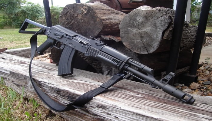 روسيا تبدأ إنتاج كلاشينكوف AK-103  في فنزويلا بحلول نهاية عام 2022