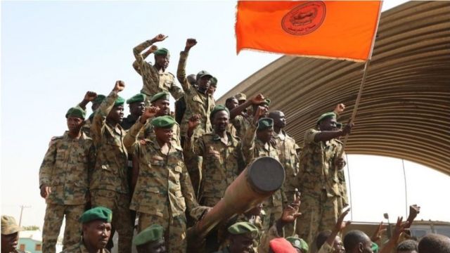 إنقلاب عسكري في السودان والجيش يعتقل شخصيات سياسية وزعامات حزبية